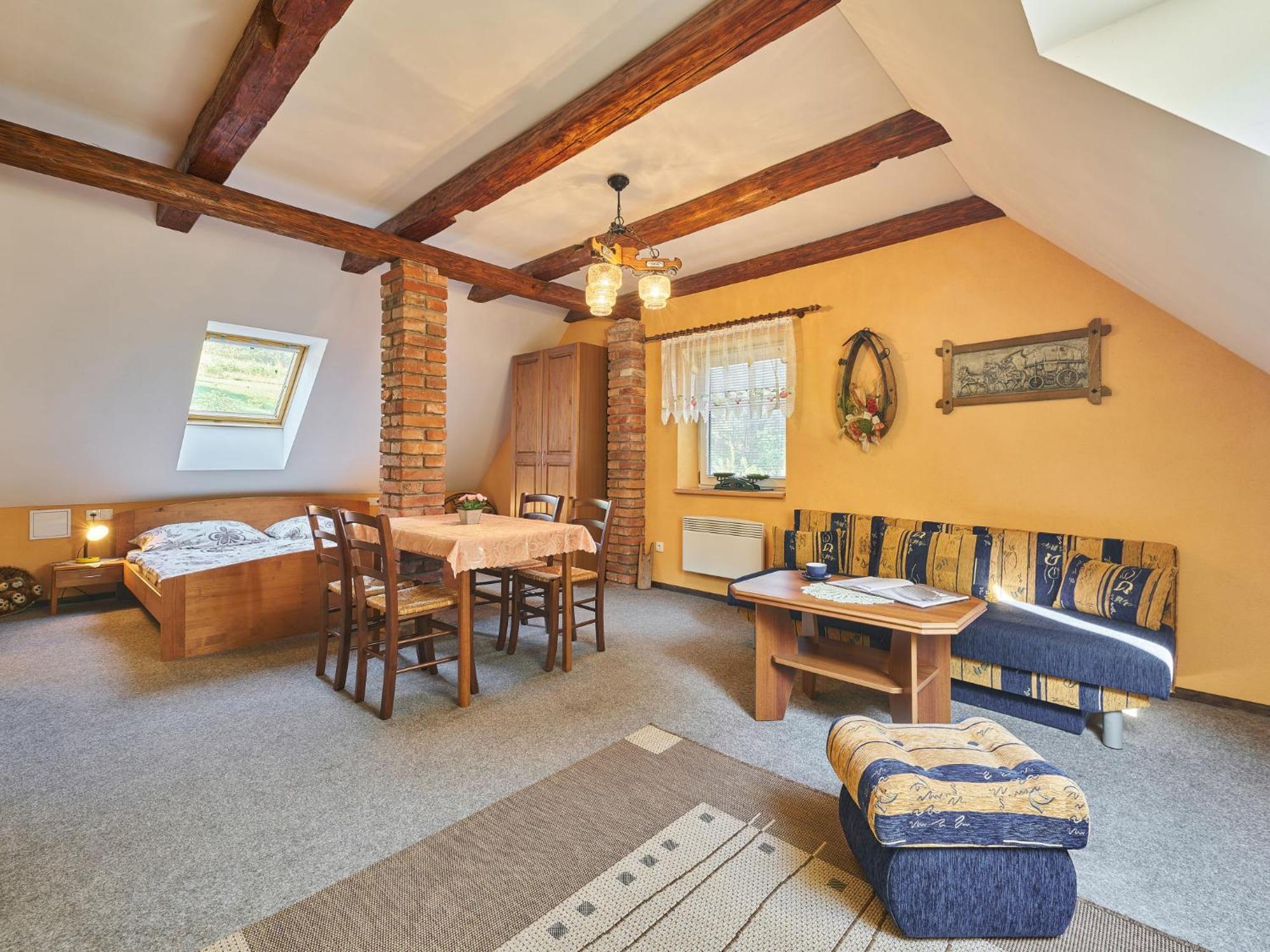Studio Chlívce u Hronova-2 Exteriér fotografie