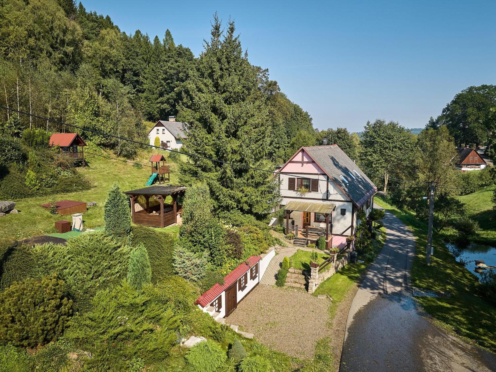 Studio Chlívce u Hronova-2 Exteriér fotografie